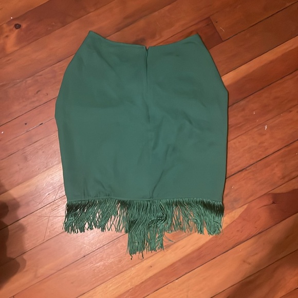 PrettyLittleThing fringed skirt - Picture 3 of 3
